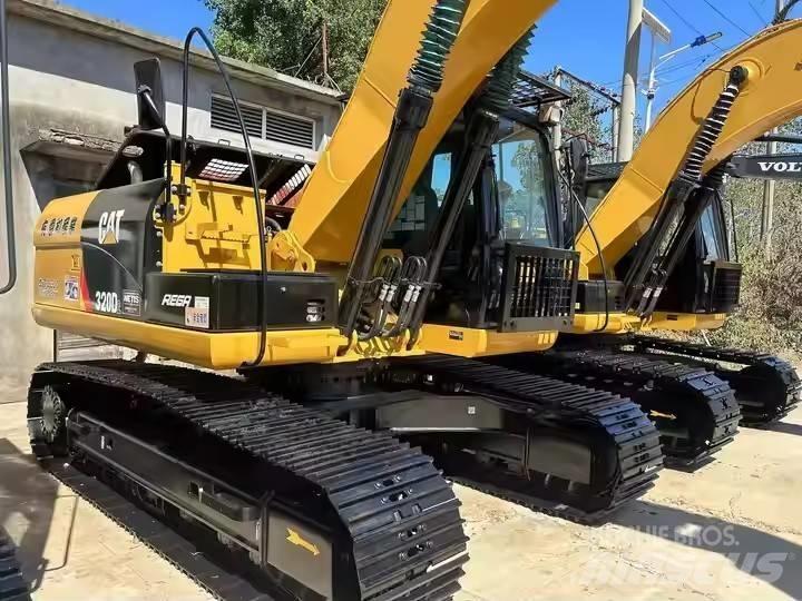 CAT CAT320D2 Μίνι εκσκαφείς 7t - 12t