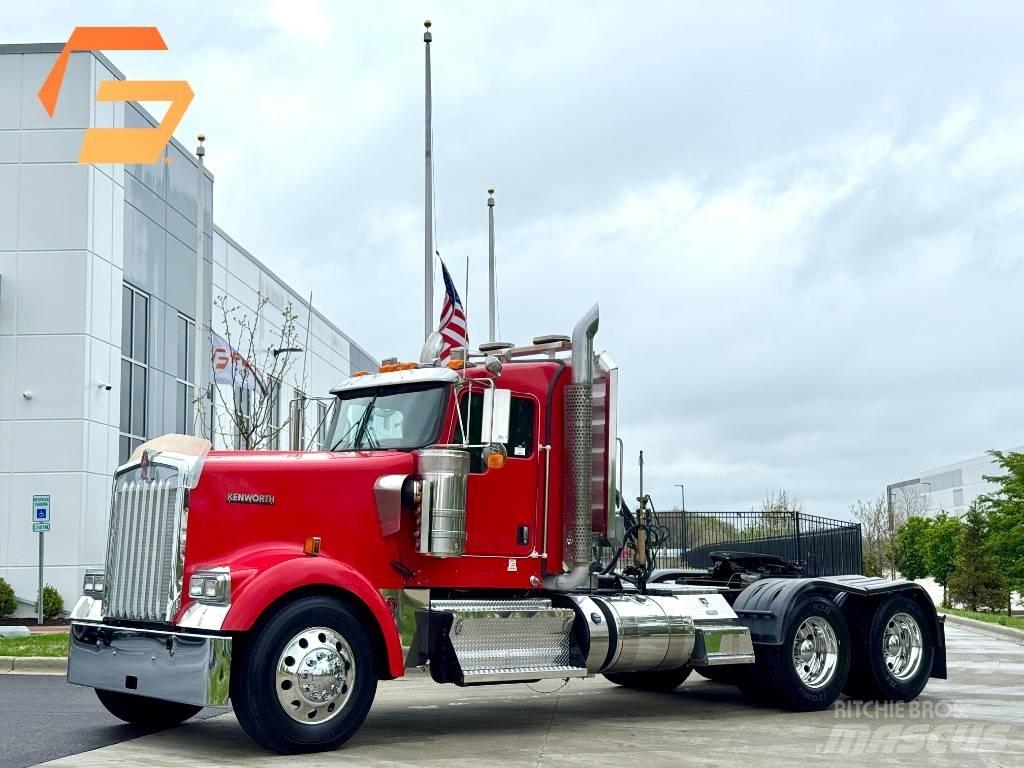 Kenworth W900 Τράκτορες