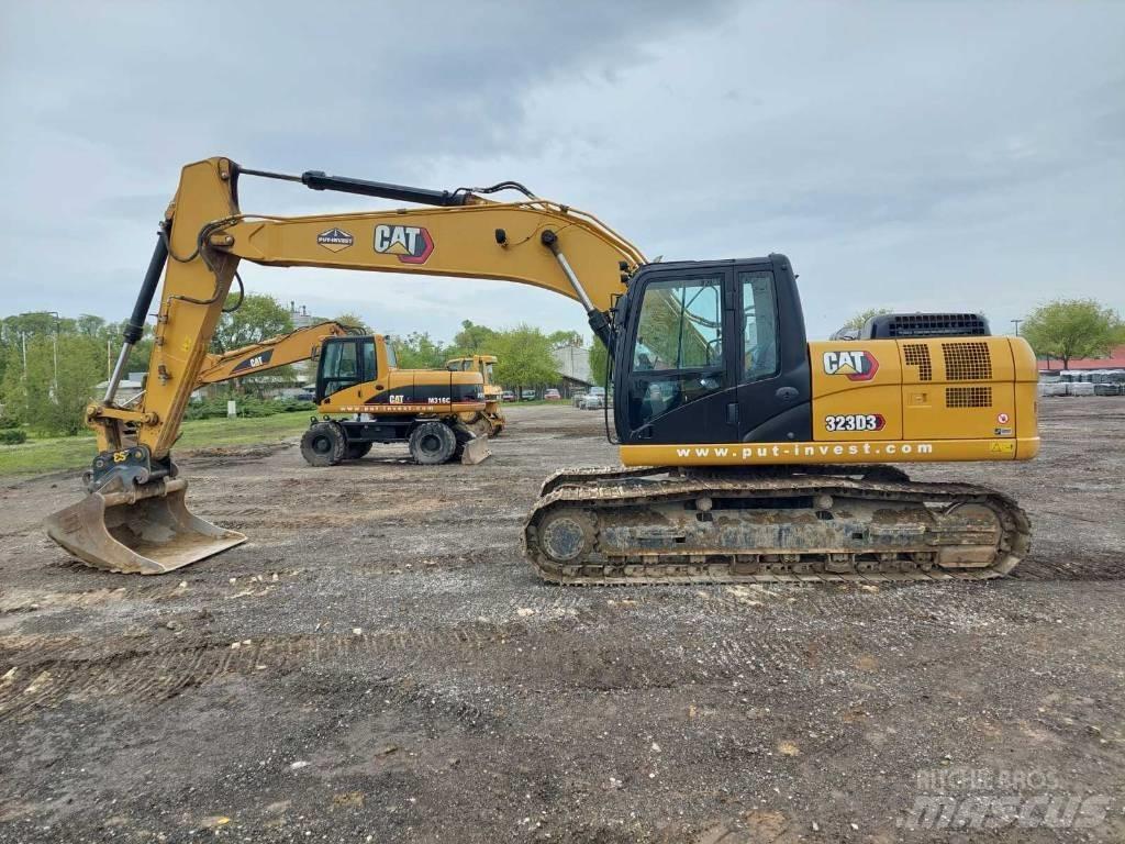 CAT 323D3 Εκσκαφείς με ερπύστριες