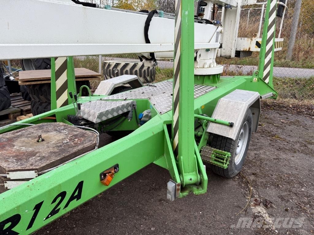 Dexter 12 A Εναέριες πλατφόρμες τοποθετημένες σε ρυμούλκα