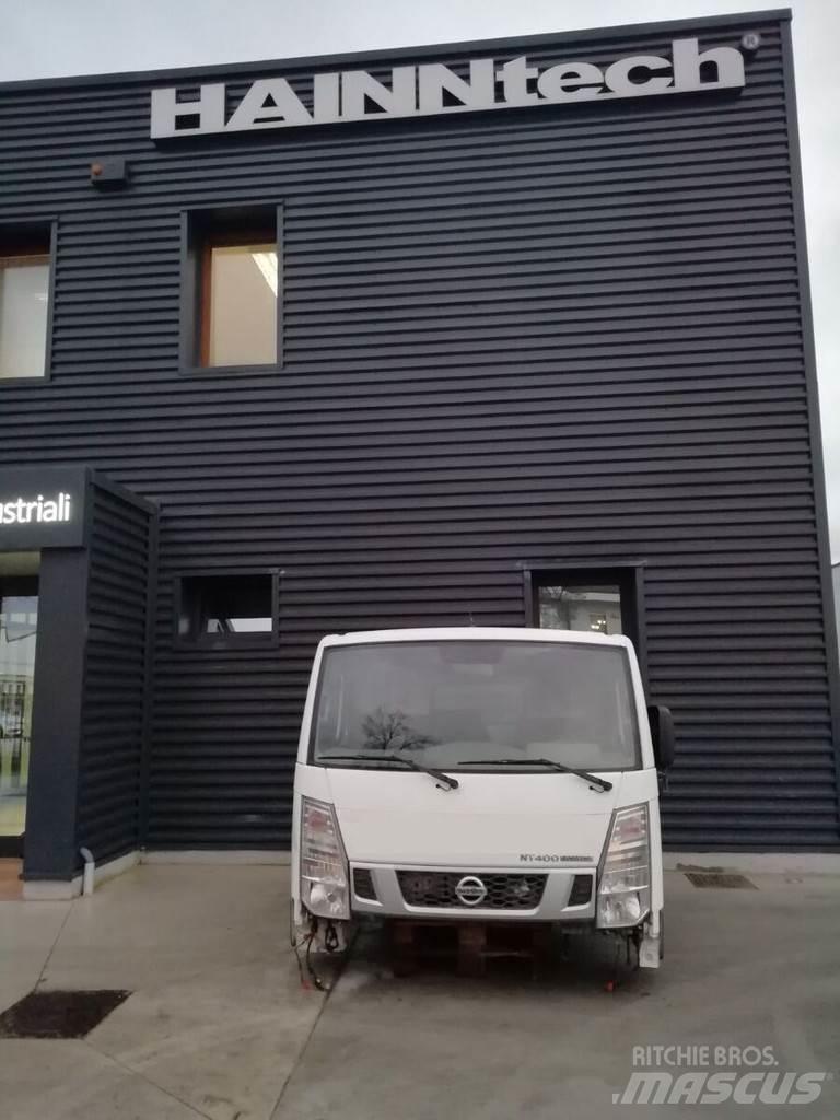 Nissan NT400 Καμπίνες και εσωτερικό