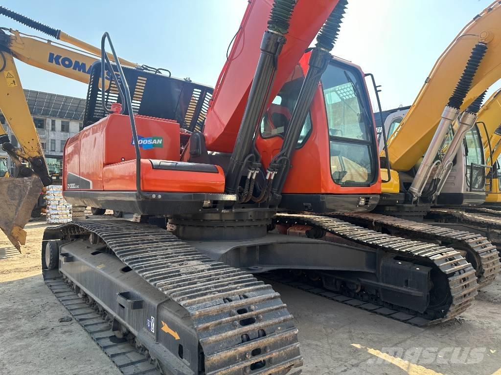 Doosan 300-7 Εκσκαφείς με ερπύστριες