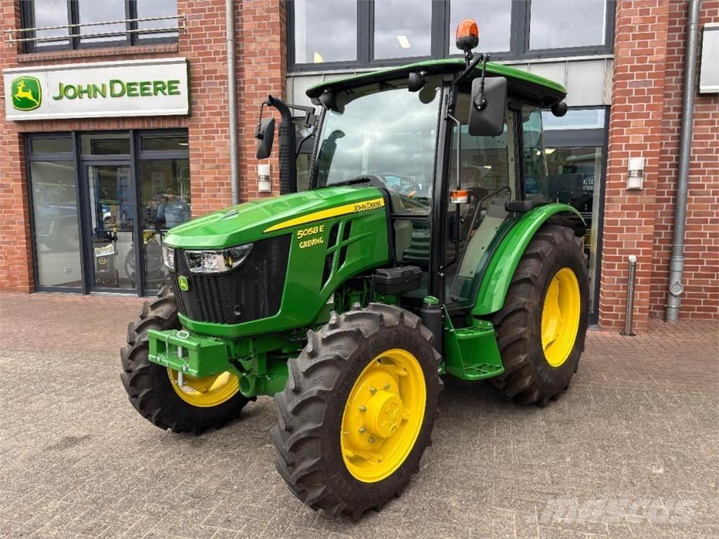 John Deere 5058E Τρακτέρ
