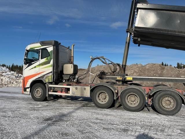 Volvo FH Φορτηγά Ανατροπή