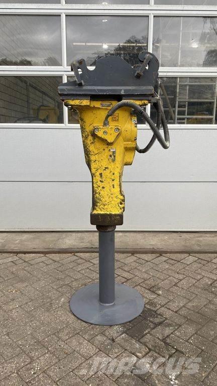 Epiroc SB452 Σφυριά / Σπαστήρες