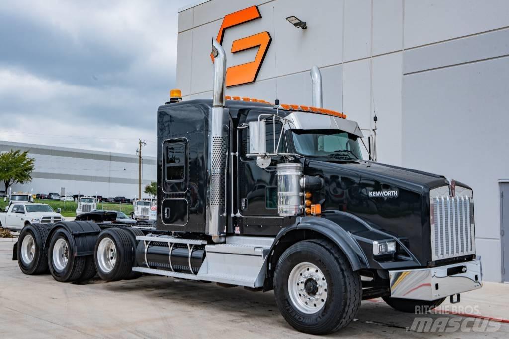 Kenworth T800 Τράκτορες