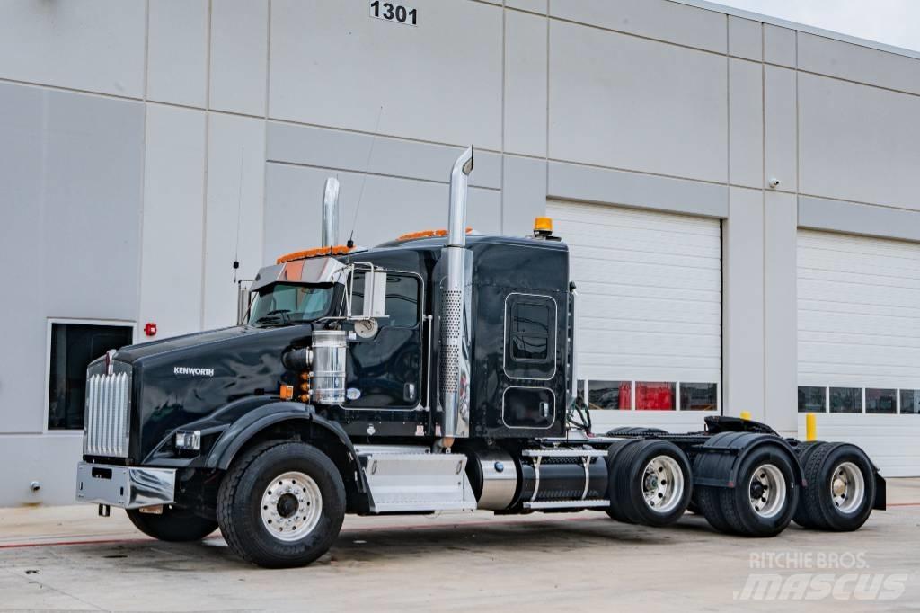 Kenworth T800 Τράκτορες