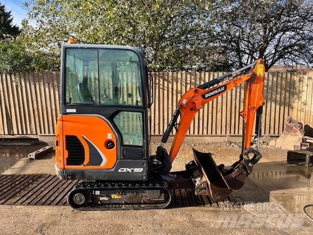 Doosan DX 19 Εκσκαφάκι (διαβολάκι) < 7t