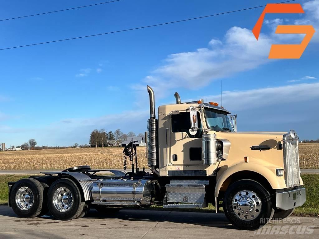 Kenworth W 900 Τράκτορες