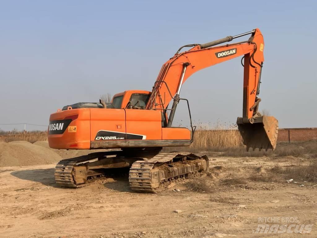 Doosan DX225LC-9C Εκσκαφείς με ερπύστριες