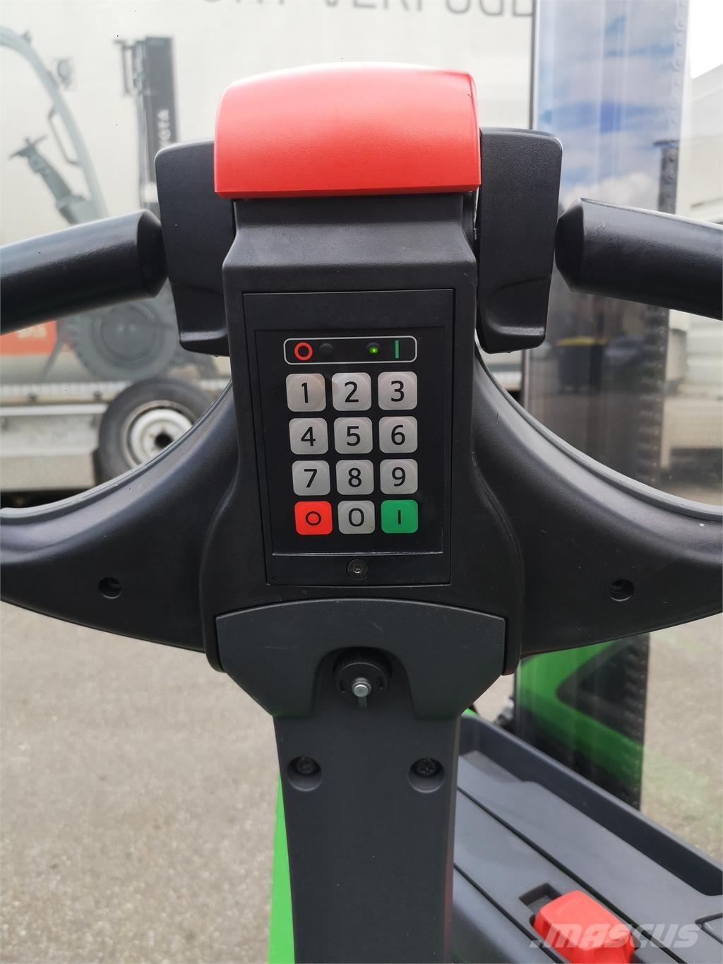 Cesab S210 Ηλεκτρικά παλετοφόρα με ιστό