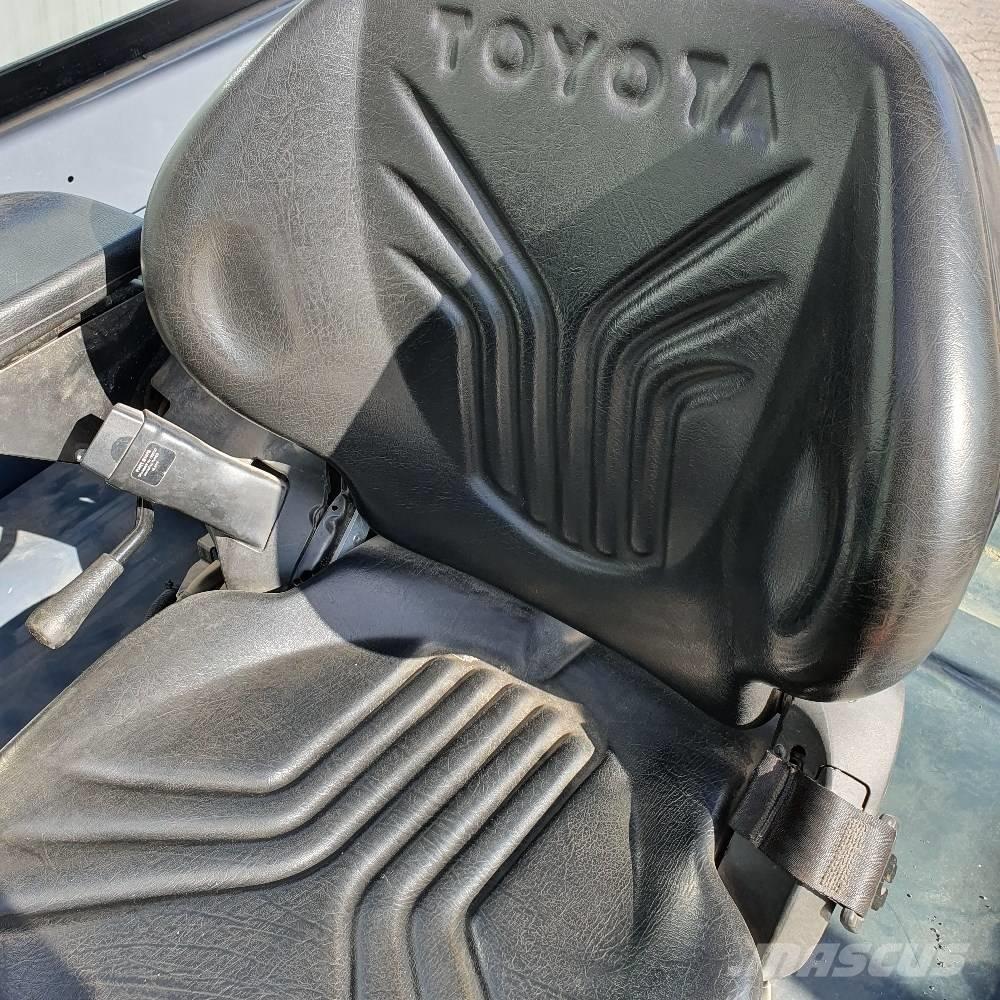 Toyota Traigo 80 Ηλεκτρικά περονοφόρα ανυψωτικά κλαρκ