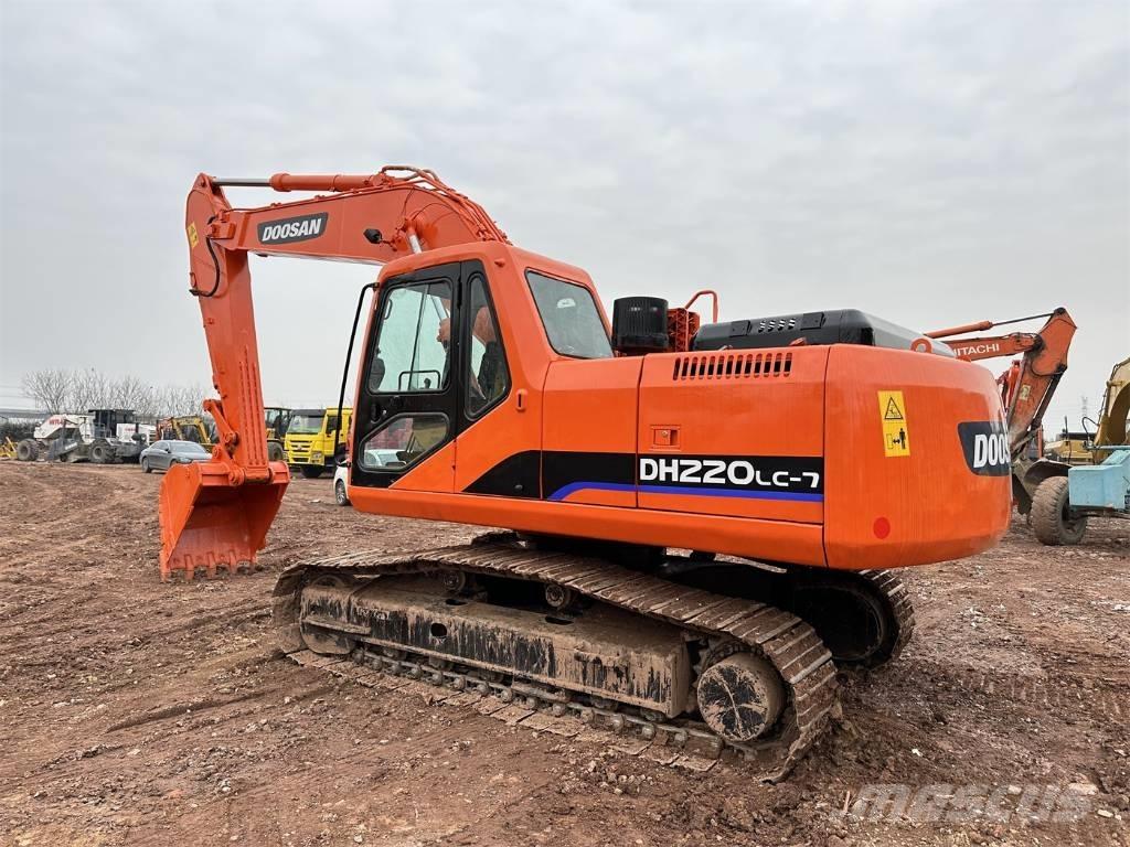 Doosan DH220-7 Εκσκαφείς με ερπύστριες