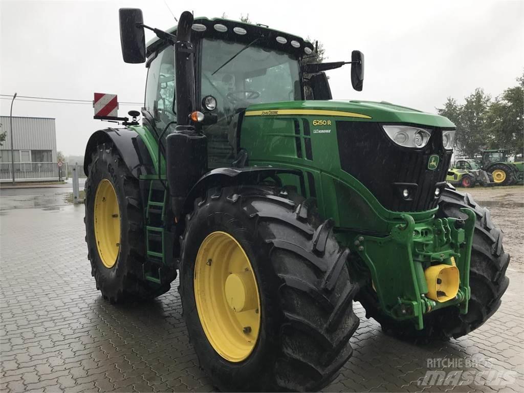 John Deere 6250R Τρακτέρ