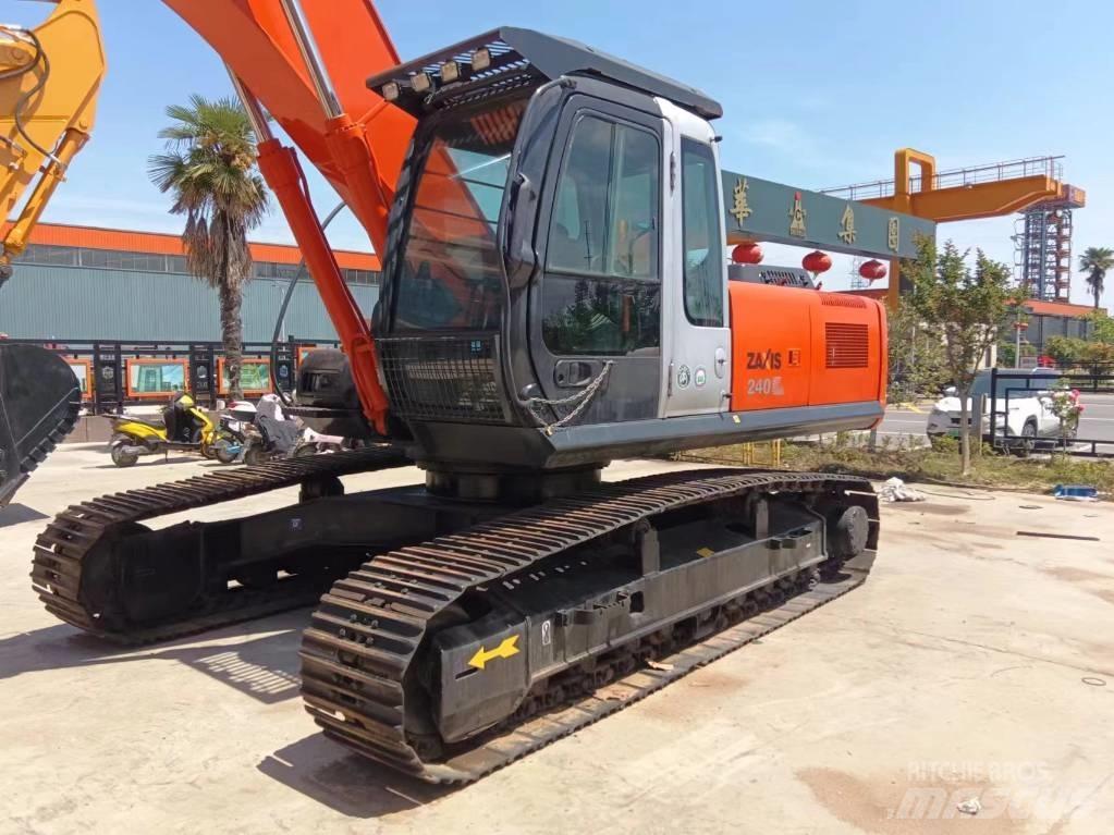 Hitachi ZX 240 Εκσκαφείς με ερπύστριες