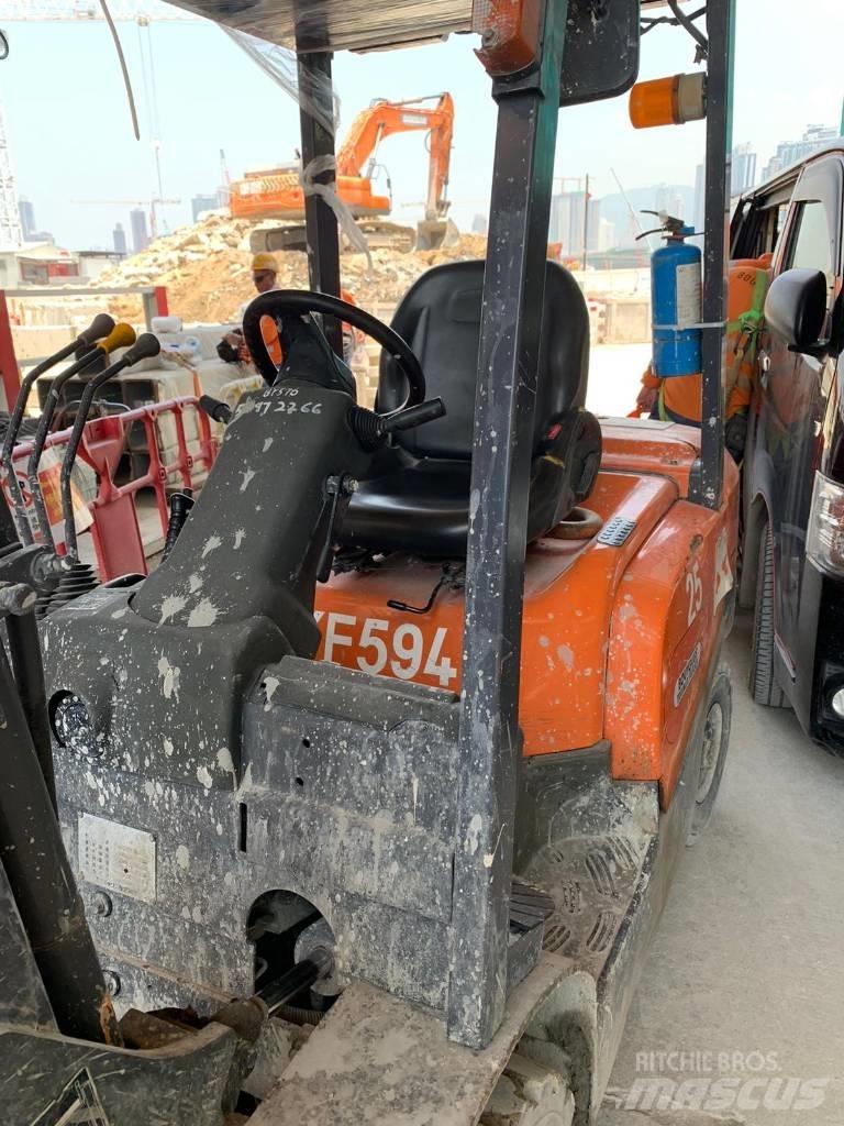 TCM Forklift FD25T4 Πετρελαιοκίνητα Κλαρκ
