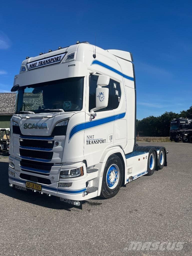 Scania R530 Τράκτορες