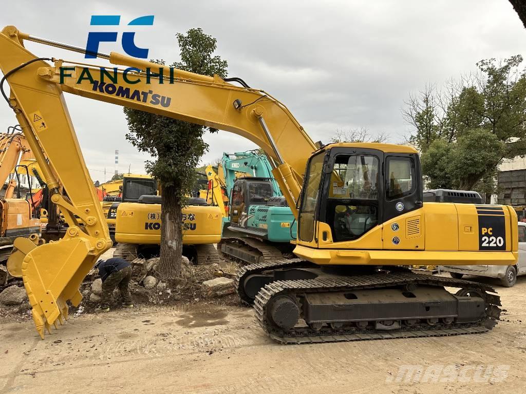 Komatsu PC 220 Εκσκαφείς με ερπύστριες