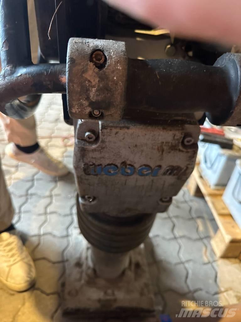 Weber Jordloppe Κόπανοι