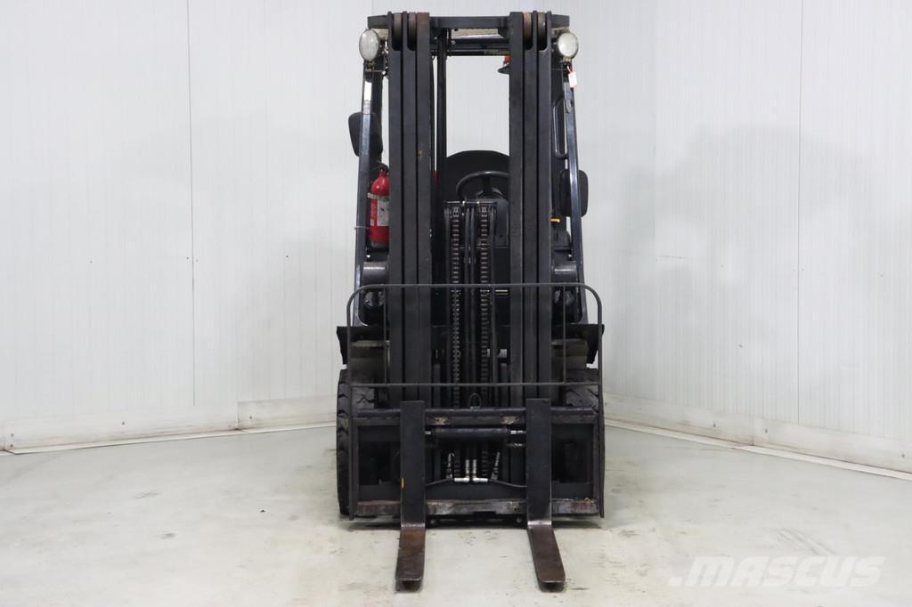 Nissan U1D2A20LQ Περονοφόρα ανυψωτικά κλαρκ με φυσικό αέριο LPG