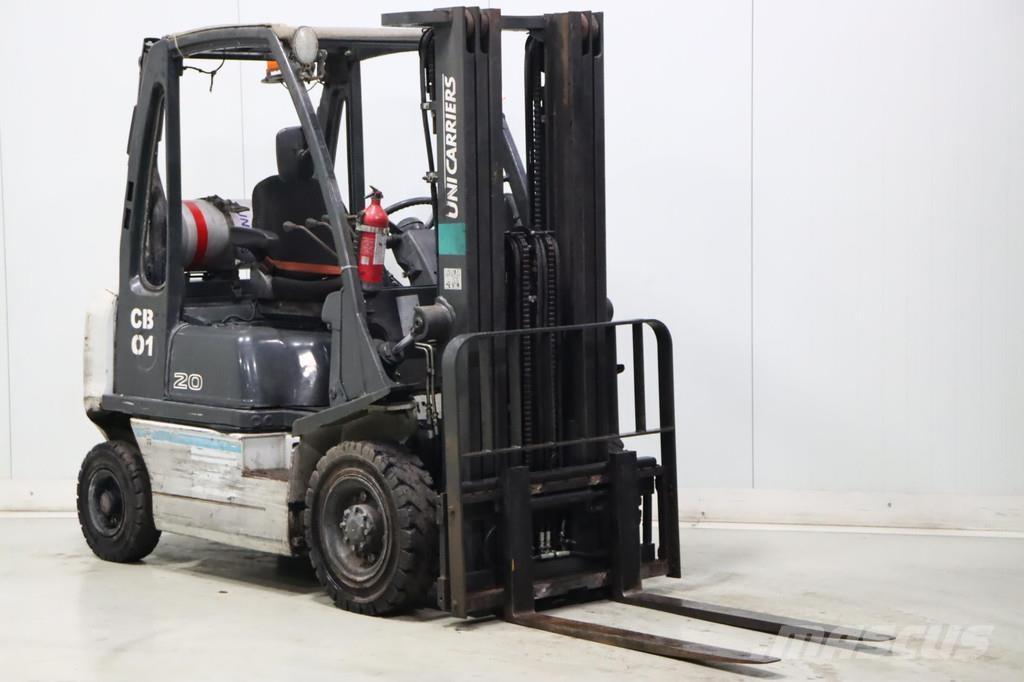 Nissan U1D2A20LQ Περονοφόρα ανυψωτικά κλαρκ με φυσικό αέριο LPG