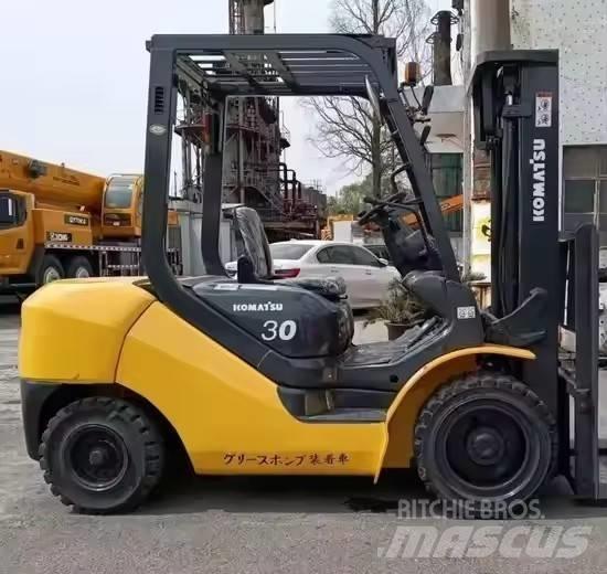 Komatsu 30 Πετρελαιοκίνητα Κλαρκ
