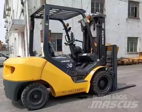 Komatsu 30 Πετρελαιοκίνητα Κλαρκ