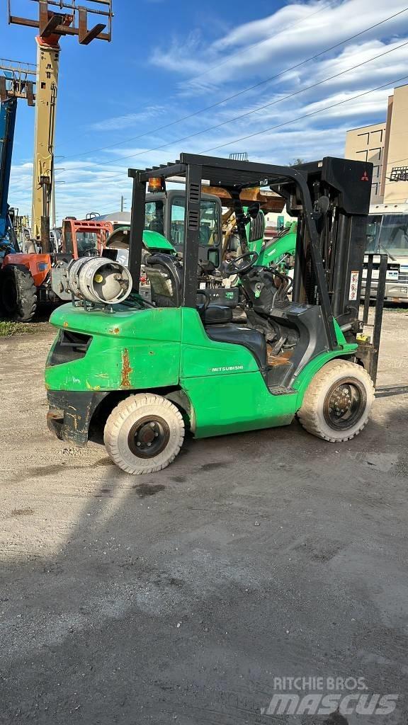 Mitsubishi FG30N Περονοφόρα ανυψωτικά κλαρκ - άλλα