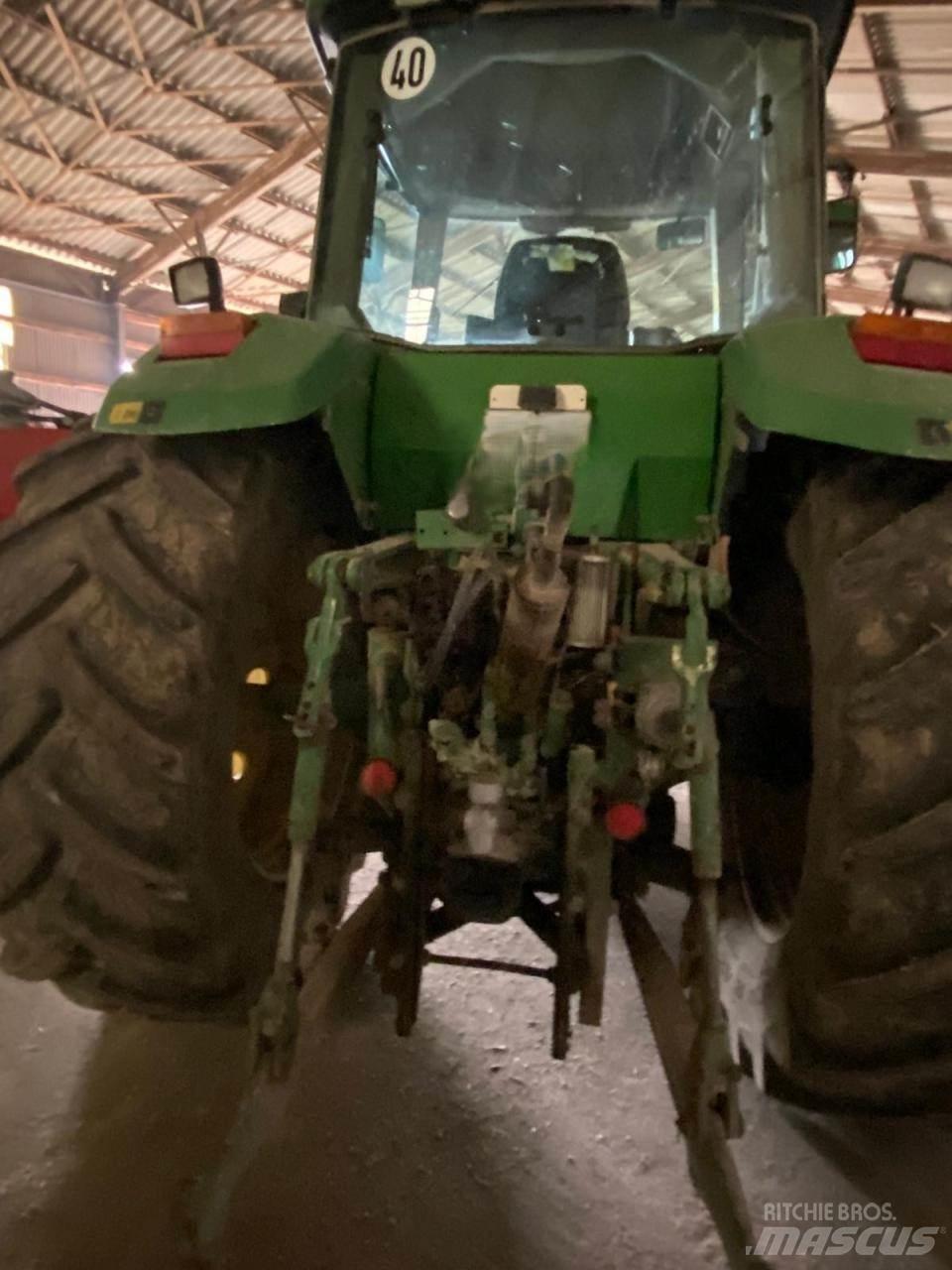 John Deere 8200 Τρακτέρ