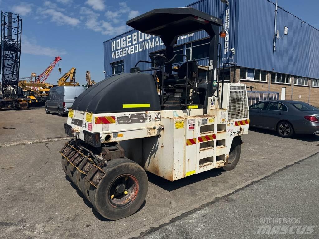 Dynapac CP 142 Κύλινδροι με επίσωτρα με αέρα