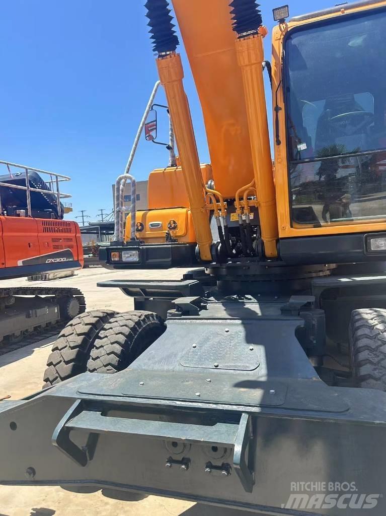 Hyundai R210W-9 Εκσκαφείς με τροχούς - λάστιχα
