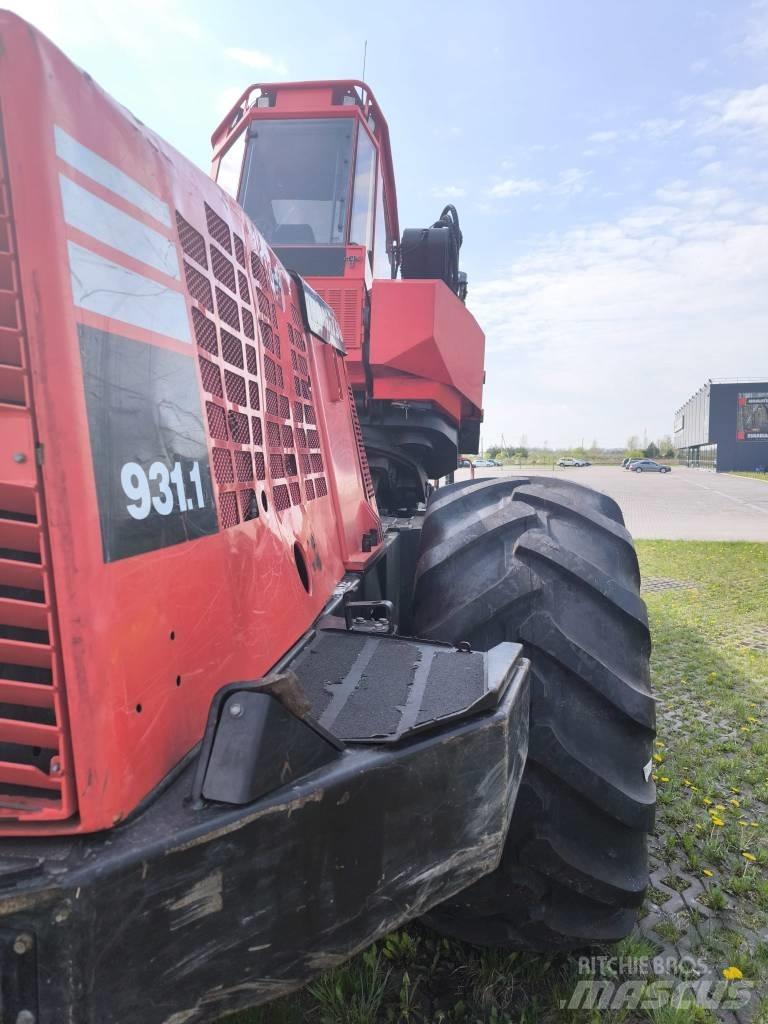 Komatsu 931.1 Θεριζοαλωνιστικές μηχανές