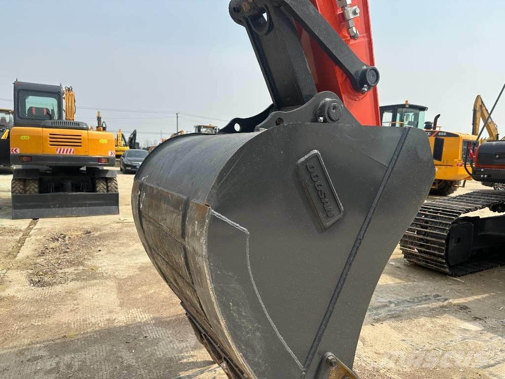 Doosan DX 225LC-9C Εκσκαφείς με ερπύστριες