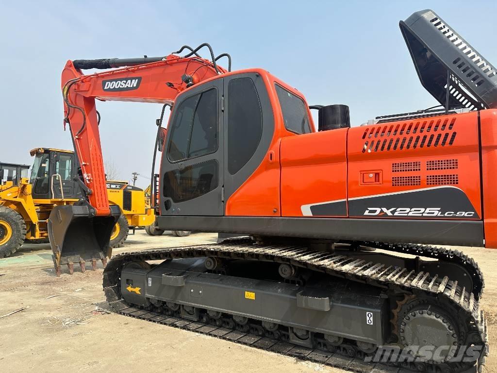 Doosan DX 225LC-9C Εκσκαφείς με ερπύστριες