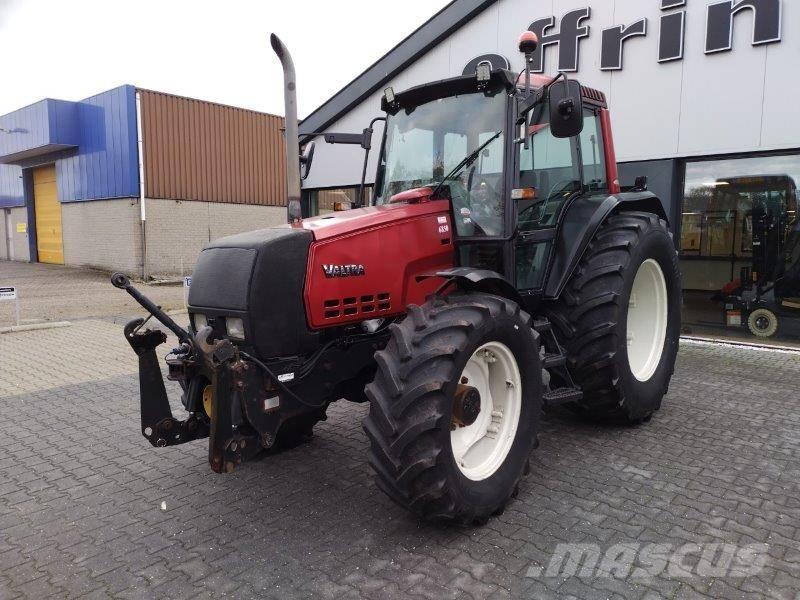 Valtra 6850 Τρακτέρ