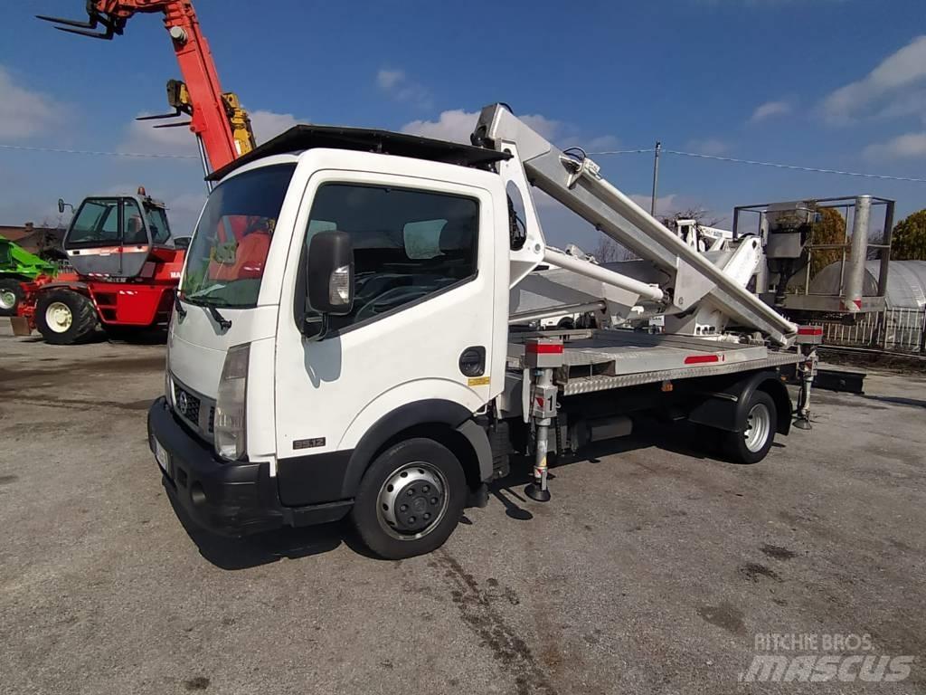 Multitel hx200xe Εναέριες πλατφόρμες τοποθετημένες σε φορτηγό