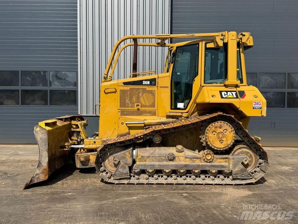 CAT D6N Μπουλντόζες με ερπύστριες