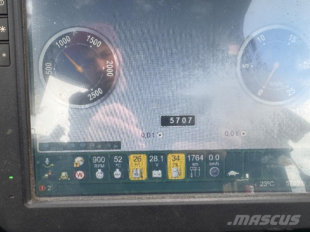John Deere 810 E Μεταφορείς ξυλείας