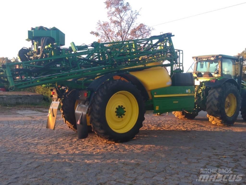 John Deere R944i Ρυμουλκούμενα ψεκαστικά