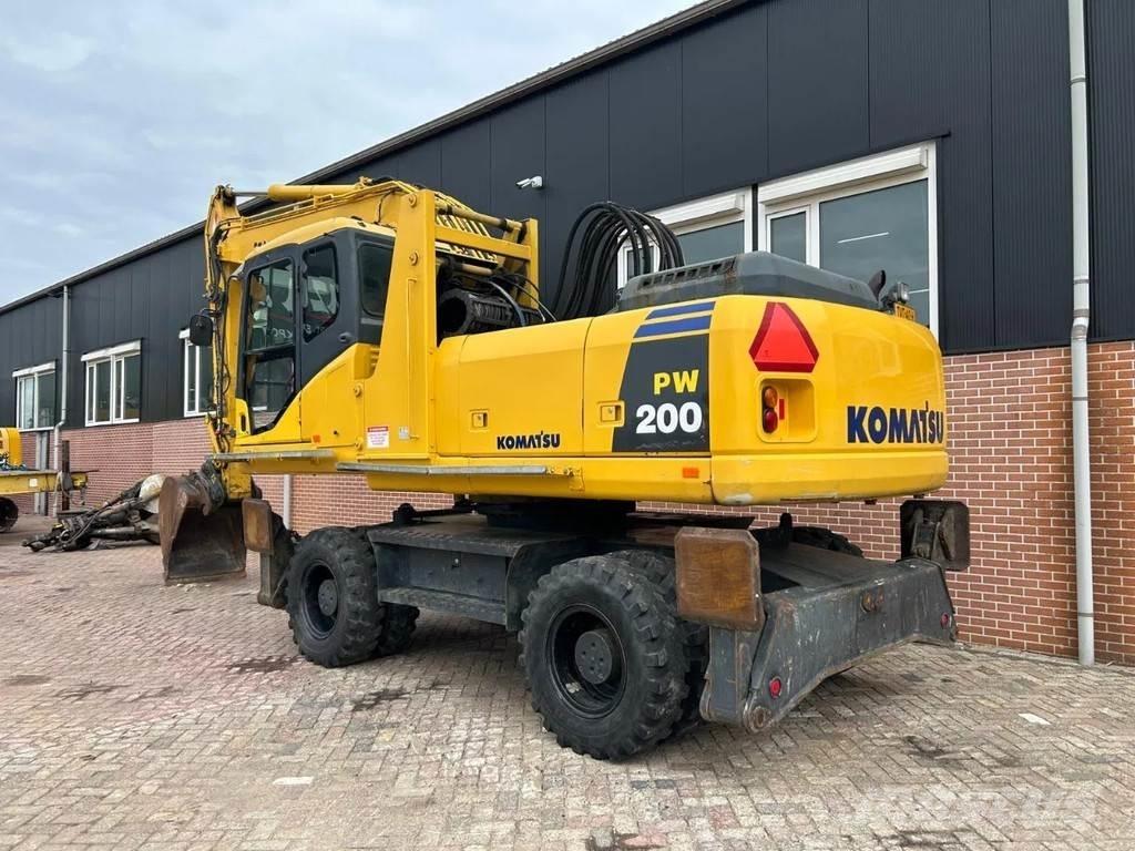 Komatsu PW200 Εκσκαφείς με τροχούς - λάστιχα