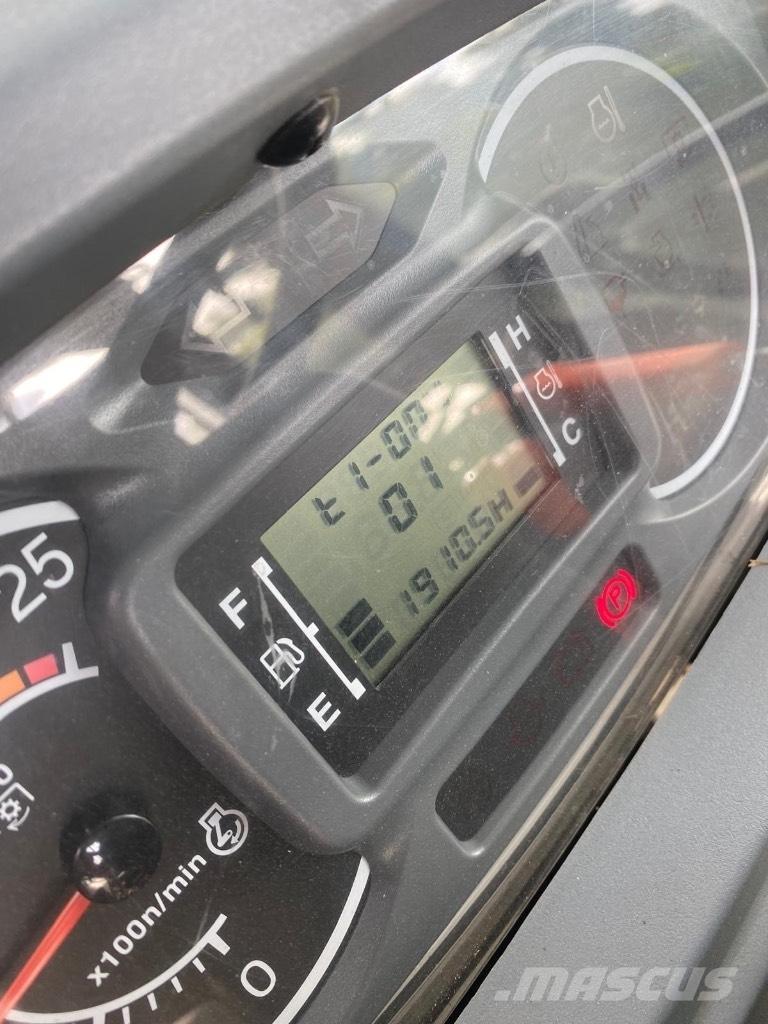 Iseki TJA 8080 Τρακτέρ