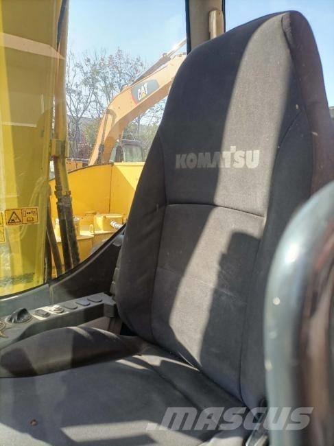 Komatsu PC 70 Εκσκαφείς με ερπύστριες