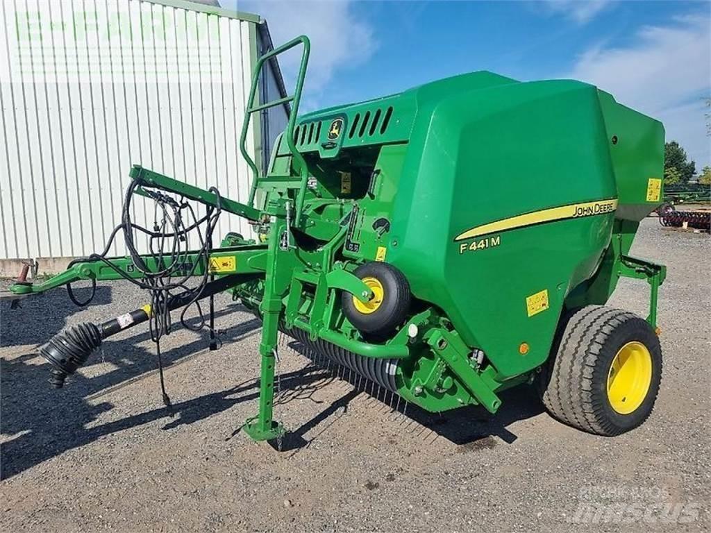 John Deere f441m Πρέσες τετράγωνων δεμάτων