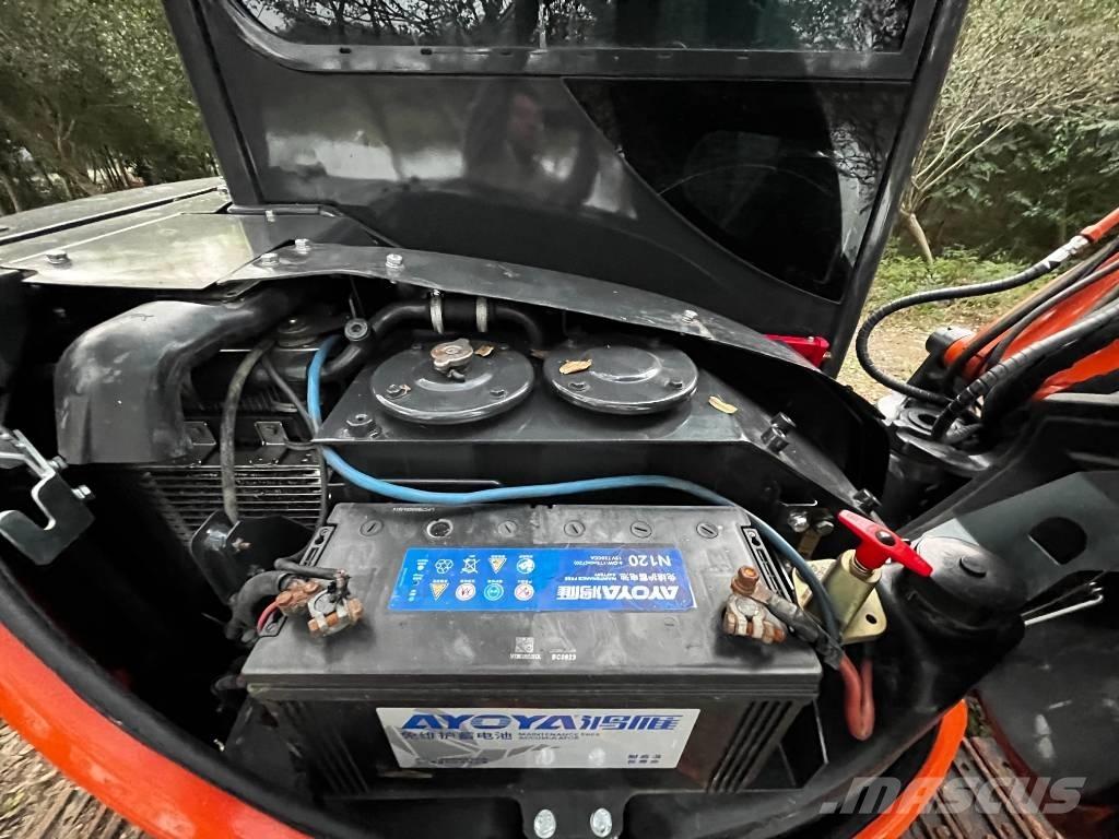 Hitachi ZX 50 U Εκσκαφάκι (διαβολάκι) < 7t