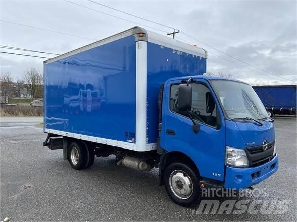 Hino 195 Φορτηγά μεταφοράς ποτών
