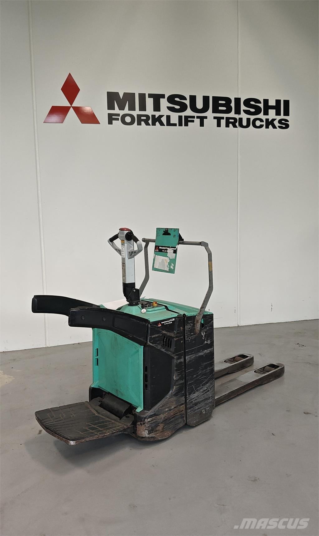 Mitsubishi PBV20N2 Φορτηγά με πλατφόρμα