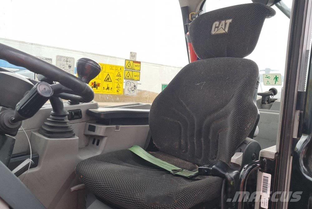 CAT TH 408 D Συστήματα τηλεχειρισμού για τη γεωργία