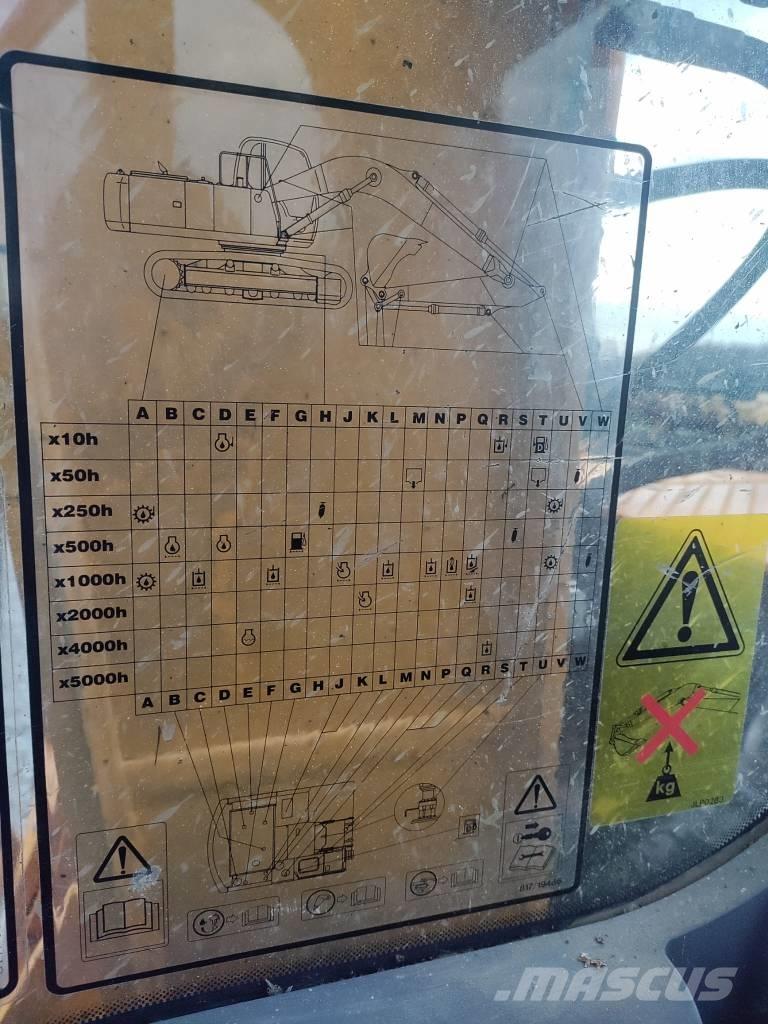 JCB JS 240 N LC Εκσκαφείς με ερπύστριες