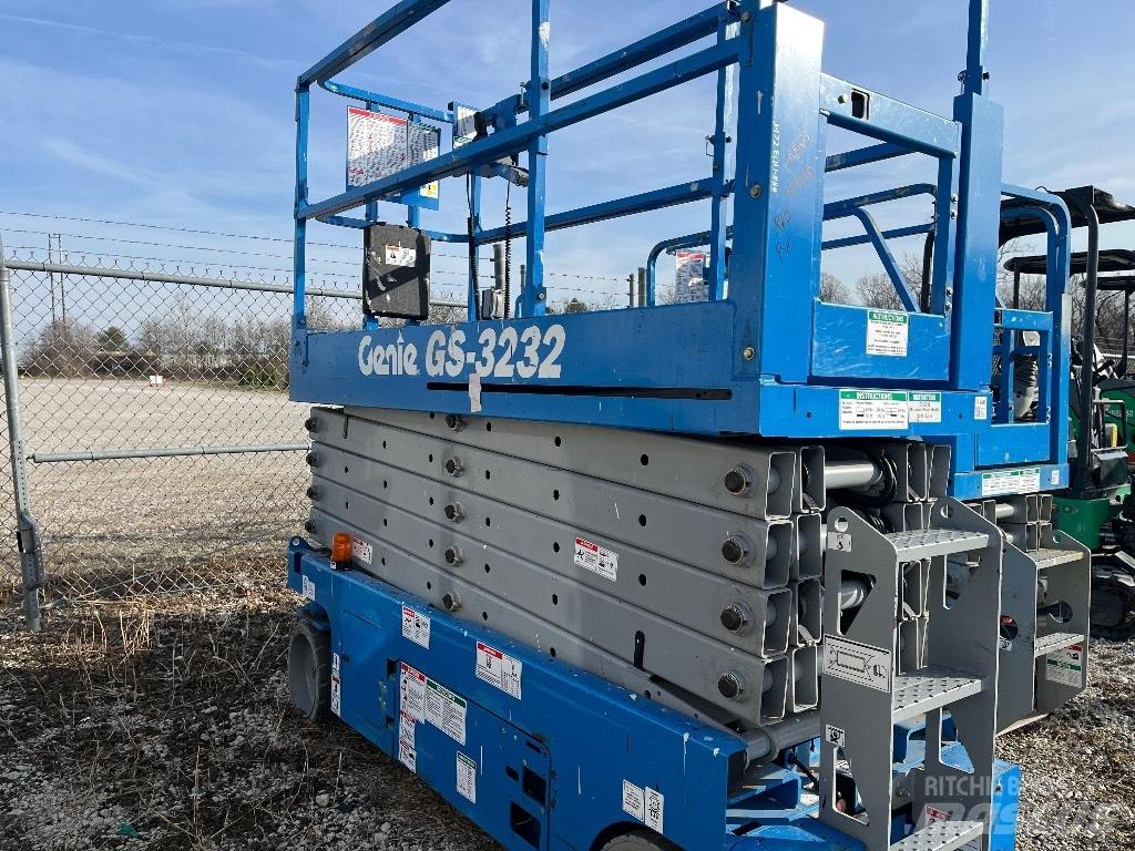 Genie GS 3232 Ανυψωτήρες ψαλιδωτής άρθρωσης
