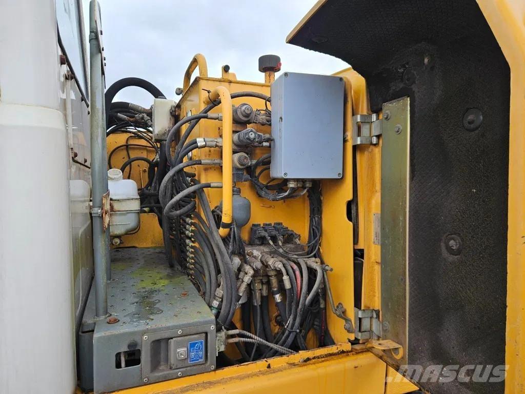 Liebherr A 314 Εκσκαφείς με τροχούς - λάστιχα